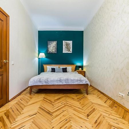 Затишна Квартира На Майдані Незалежності Kiev Bagian luar foto