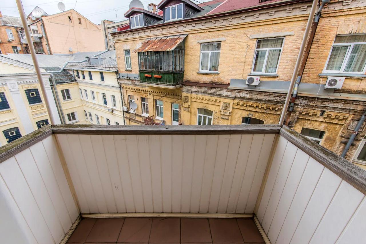 Затишна Квартира На Майдані Незалежності Kiev Bagian luar foto